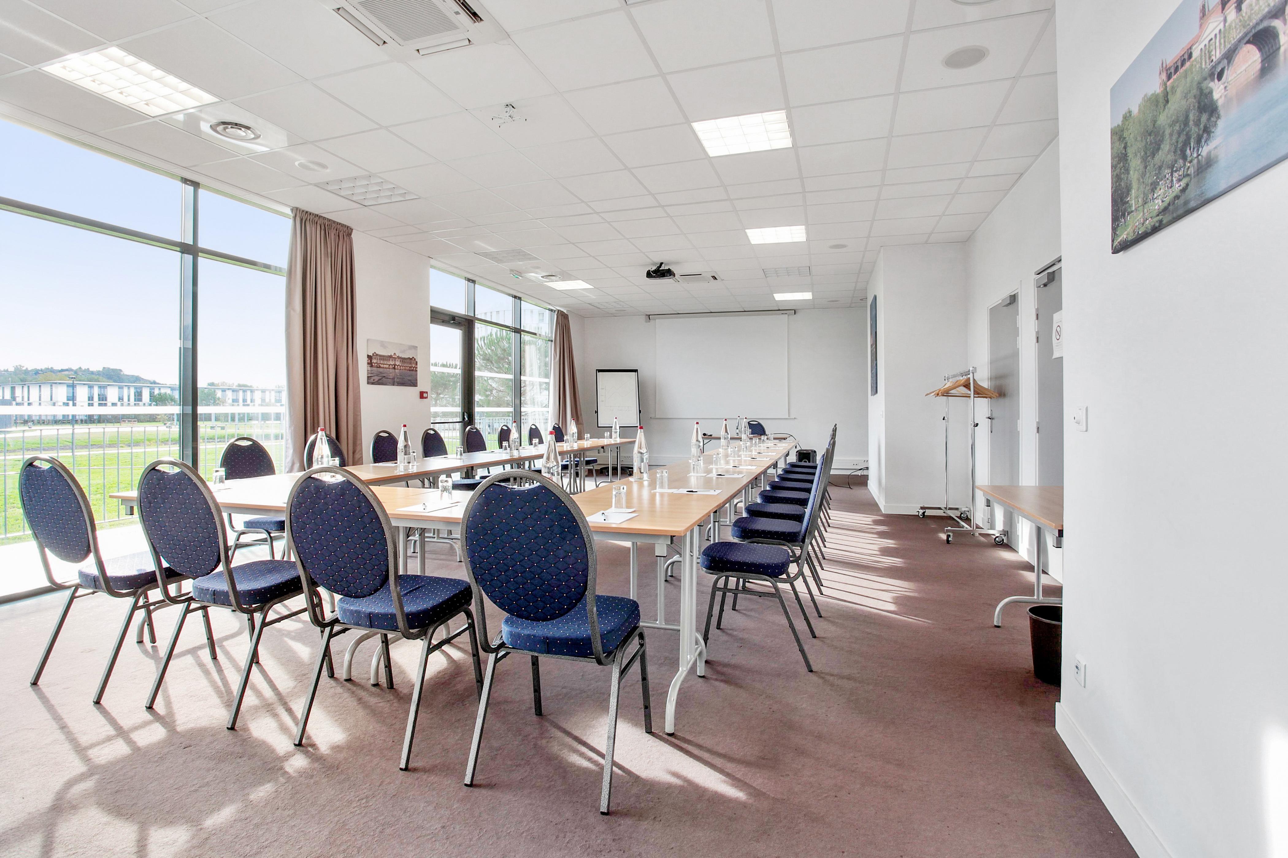 Zenitude Hotel-Residences Toulouse Fluvia Bagian luar foto
